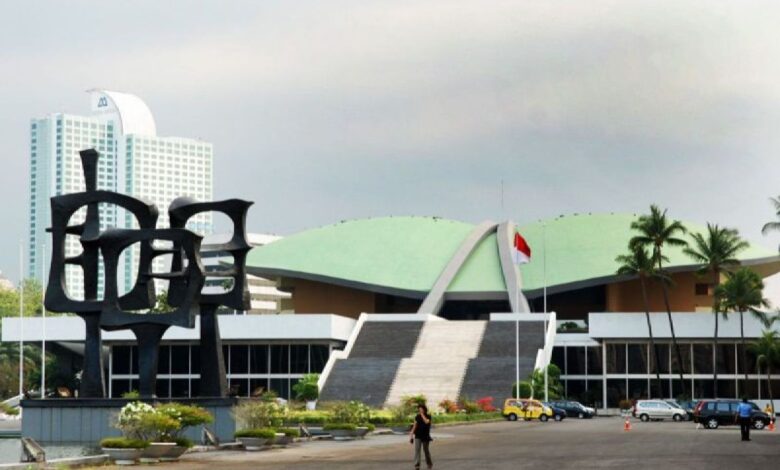 Perbedaan peran juga fungsi MPR – DPR di sistem legislatif Tanah Air