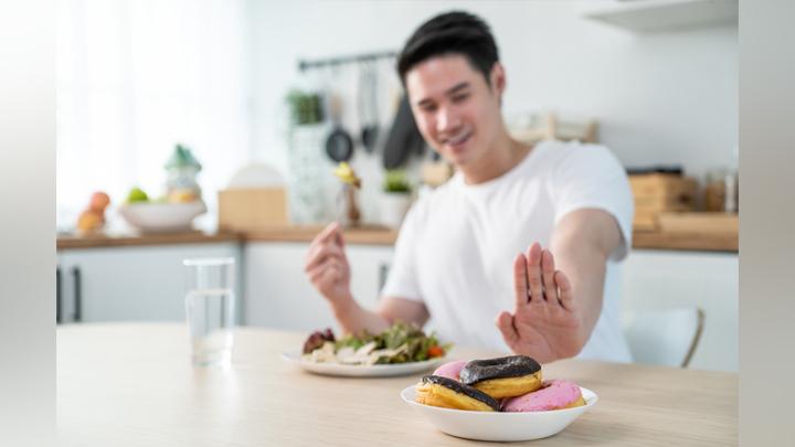 Studi: Pola Makan Sedikit Lebih Efektif untuk Kepuasan Dibanding Diet Ekstrem