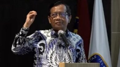Mahfud Md Sebut Pergantian Pemerintahan Jadi Momentum Memperbaiki Demokrasi