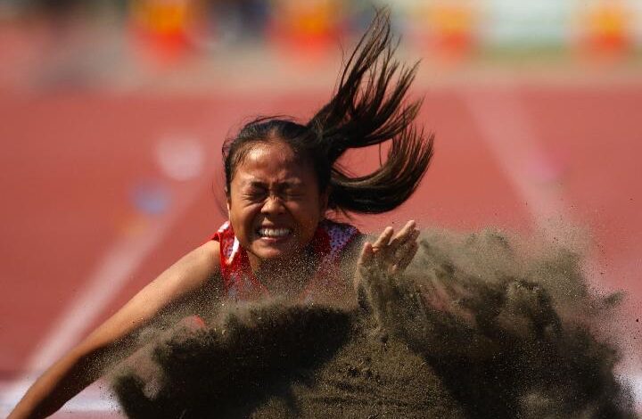 Peparnas 2024: Mei Dista Afdarista Berhasil Raih 2 Emas Atletik meskipun Persiapan Terganggu Kecelakaan Tulang Belakang