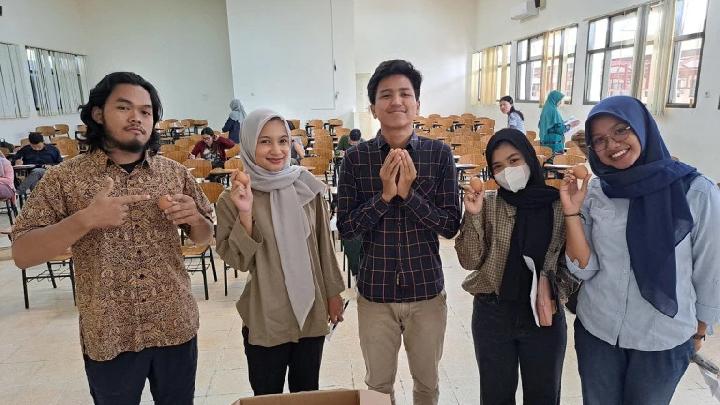 Bukan Inisiatif Makan Bergizi Gratis, Fakultas Peternakan UGM Bagikan Telur Rebus Gratis untuk Mahasiswa Selama UTS