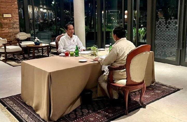Sinyal Jokowi kemudian Prabowo Pamer Makan Bareng, Saat Pilpres 2024 hingga ke GBK Menjelang Transisi Pemerintahan