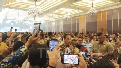 Jokowi Emoh Buka Isi Pertemuan dengan Prabowo: Kalau Saya Ceritakan 2,5 Jam