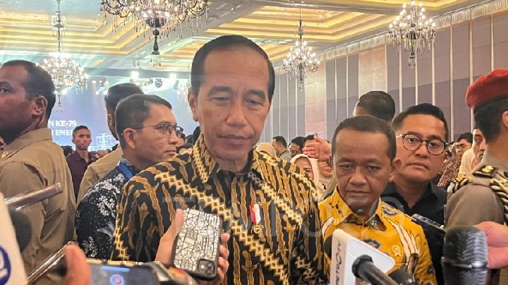 Jokowi Instruksikan Bahlil untuk Sederhanakan Perizinan ke ESDM: Negara Kilat Akan Kalahkan yang mana dimaksud Lambat