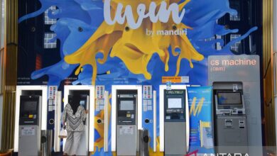 Cara tarik tunai tanpa kartu fisik di dalam ATM Bank Mandiri