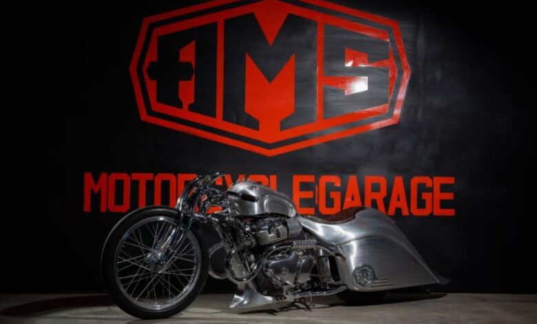 Royal Enfield kenalkan motor custom “Phoenix” di dalam Kustomfest 2024