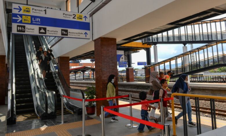 Rute Commuter Line wilayah Bandung sesudah itu sekitarnya