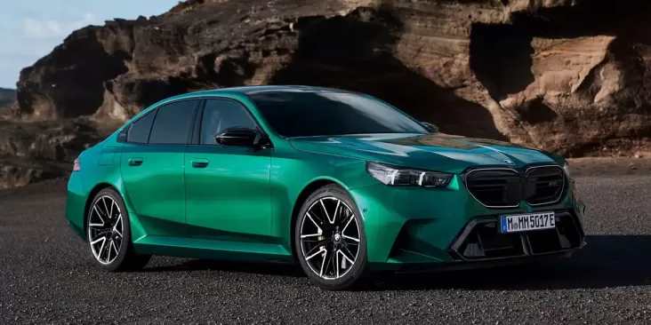 BMW M5 Menuai Kritik Pedas, Ini adalah adalah Respons Bos Besarnya