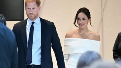 Diisukan Cerai dengan Meghan Markle, Pangeran Harry Sering Menyendiri pada Kafe