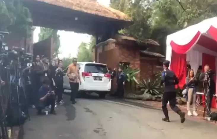 Hadiri Persiapan dari Prabowo, Yusril Ihza Mahendra hingga Sri Mulyani Tiba pada Hambalang