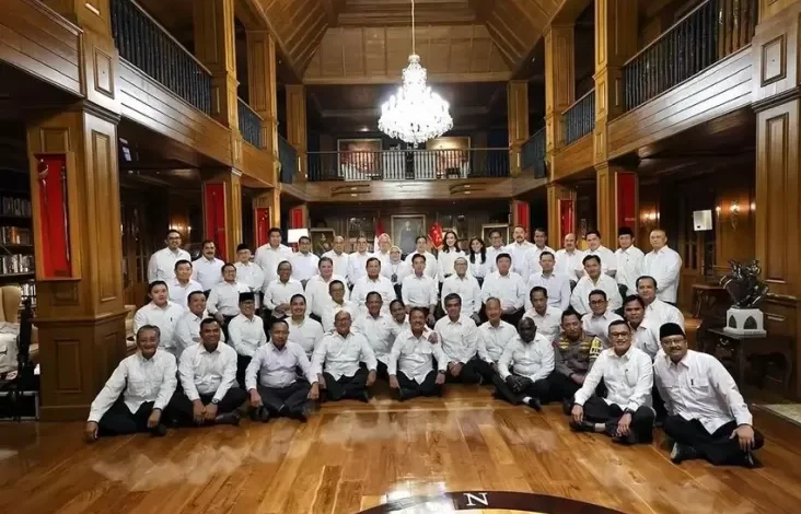 Kabinet Prabowo-Gibran Dilantik 21 Oktober, Menteri Pagi, Wamen Sore