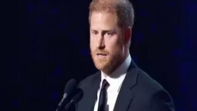Pangeran Harry: Smartphone Mencuri Masa Kecil Anak