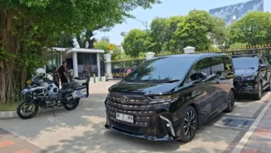Penampakan Mobil Pensiun Jokowi, Alphard Hitam AD 1 JKW