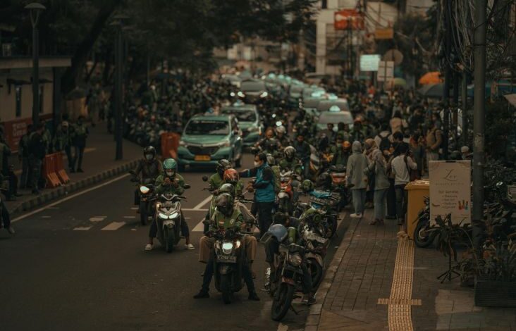 Penyebab Penjualan Motor Listrik pada area Indonesia Naik 3 Kali Lipat Setiap Tahunnya